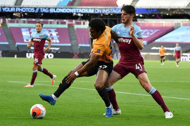 defender football live betting punters