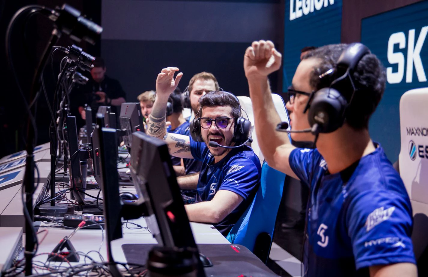 csgo-live-betting counter strike csgo bet live stream