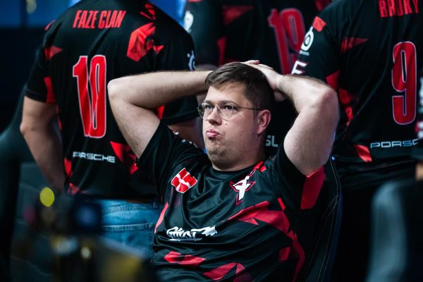 faze-clan-karrigan