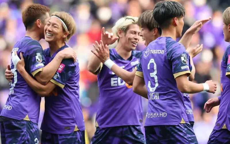 Sanfrecce-Hiroshima Sanfrecce-Hiroshima