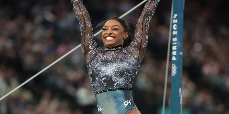 simone-biles simone-biles