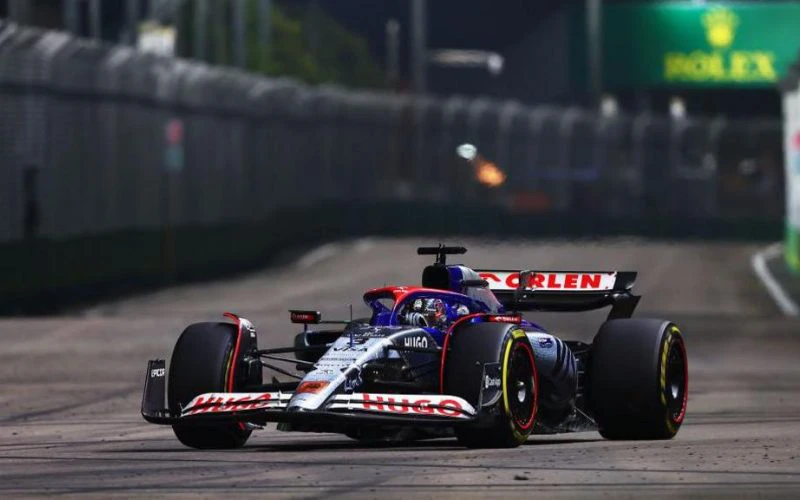 formula-1-race-car formula-1-race-car