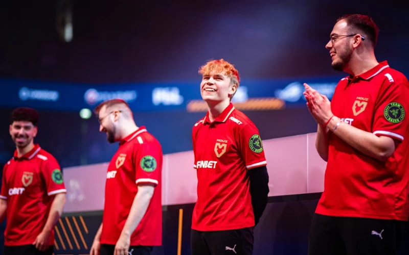 mouz-esport-team mouz-esport-team