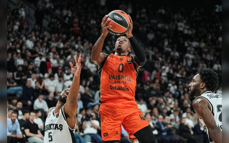 euroleague-prediction-valencia-vs-maccabi-ta-tj-shorts