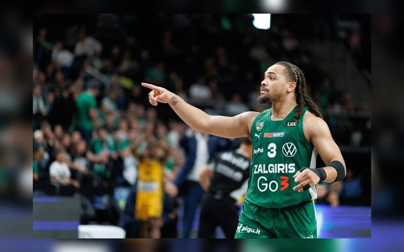 euroleague-zalgiris-kaunas-vs-anadolu-efes-carsen-edwards
